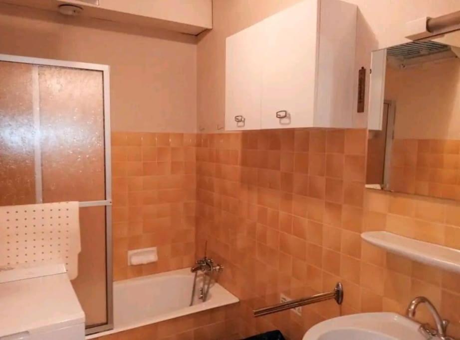 Studio 2 A 4 Pers Proximite Immediate Du Centre Chatel Ngoại thất bức ảnh